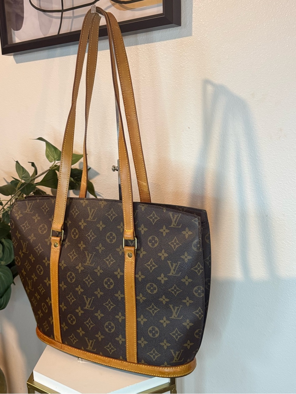 Louis Vuitton Babylone Monogram Tote Bag – Made in France (Date Code: VI0917)